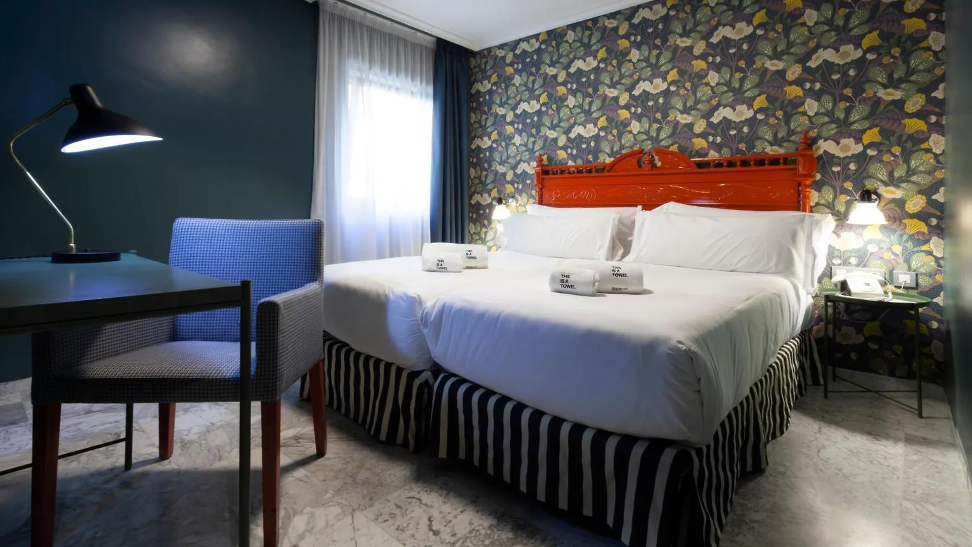 סביליה Petit Palace Puerta De Triana מלון