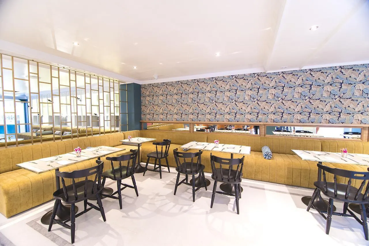 סביליה Petit Palace Puerta De Triana 3*,  ספרד