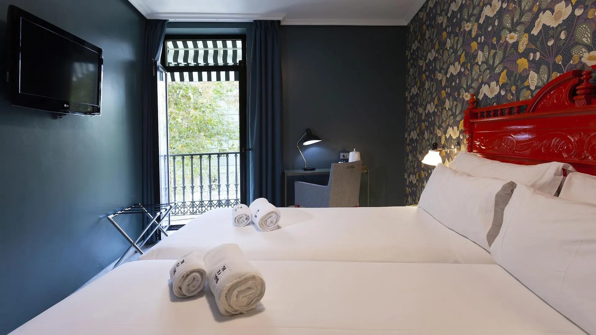 Petit Palace Puerta De Triana Seville Hotel