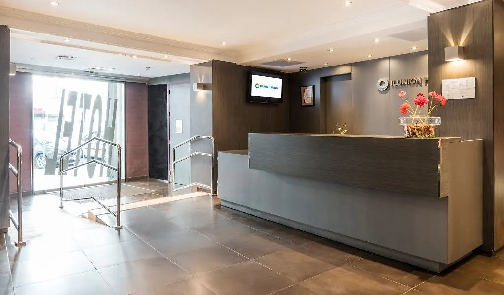 *** Hotel Petit Palace Puerta de Triana Sevilla España